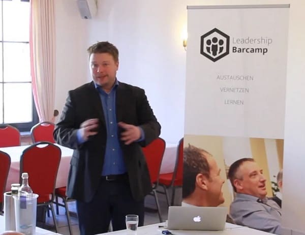 Maik Pfingsten auf dem 2. Leadership-Barcamp in Aktion!